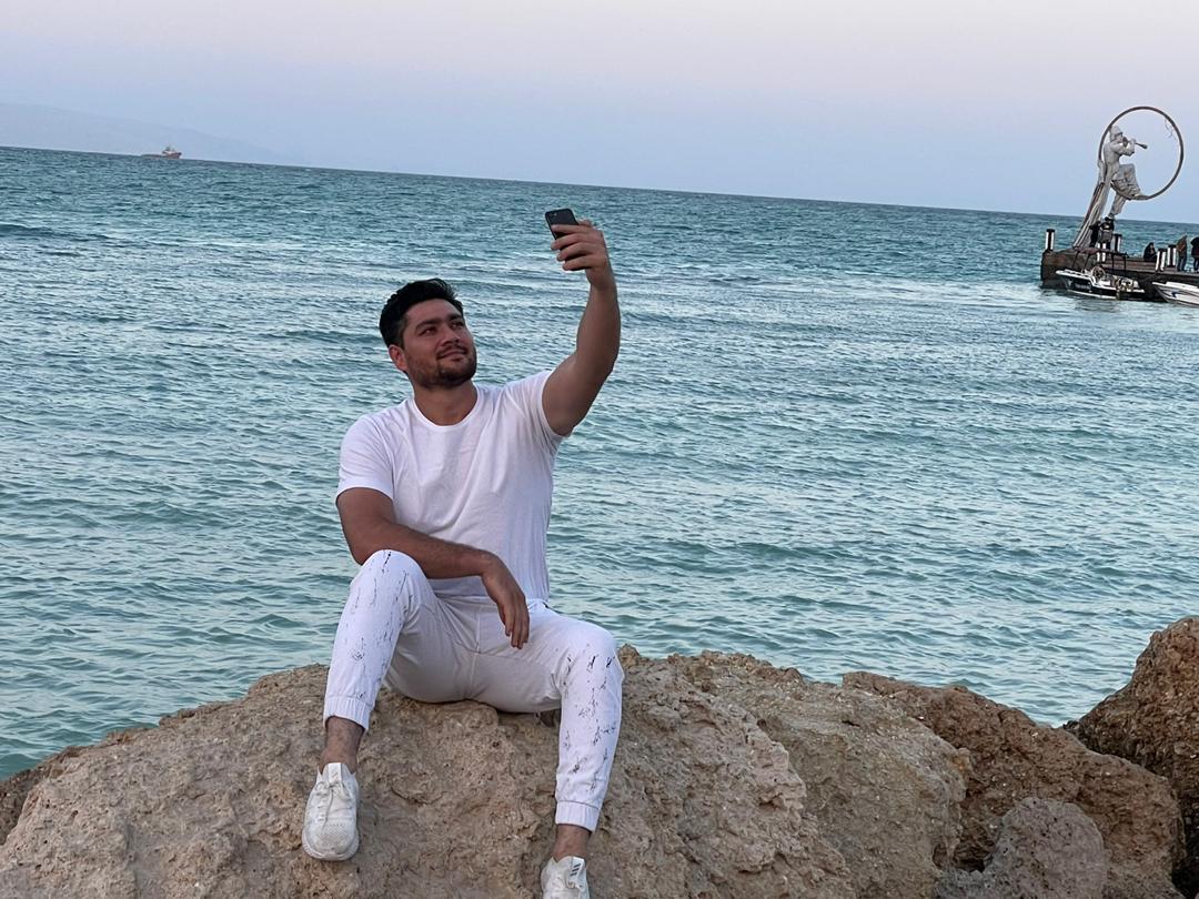 صادق حسنی هنرپیشه