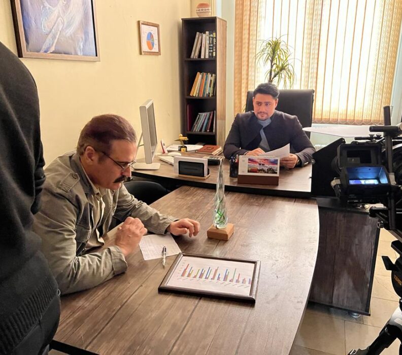 سریال آتش سرد